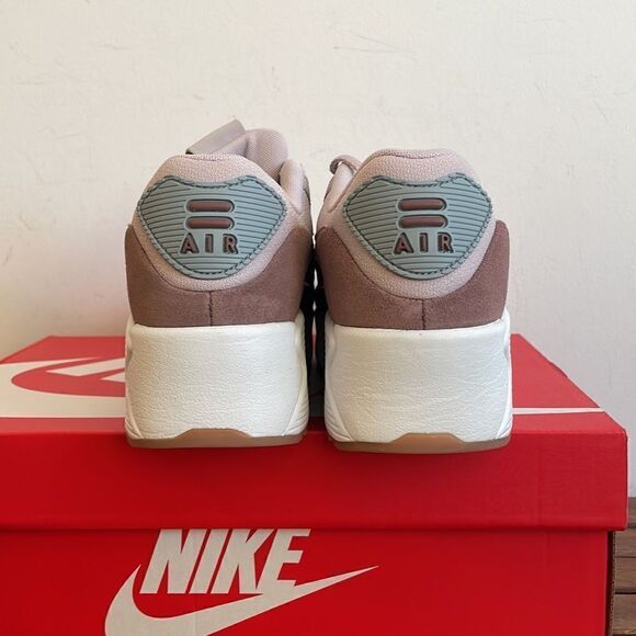 Nike Air Max 90 LV8 Light Iron Ore/Platinum Violet Women Size 8(FD4328-001) - Picture 9 of 13